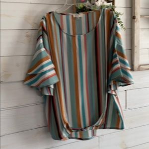 Beautiful Umgee Blouse- like new!